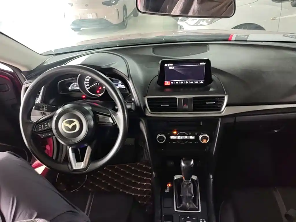 Mazda 3 Axela — миниатюра 10