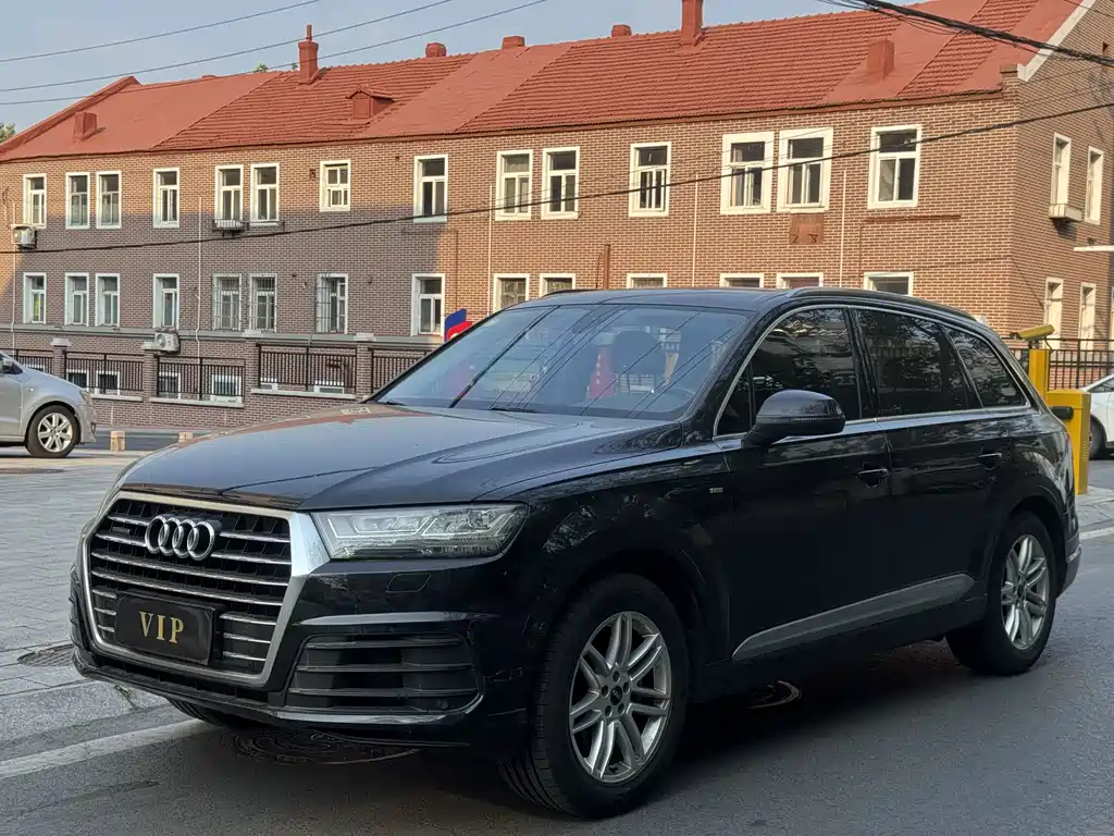 Audi Q7 2016