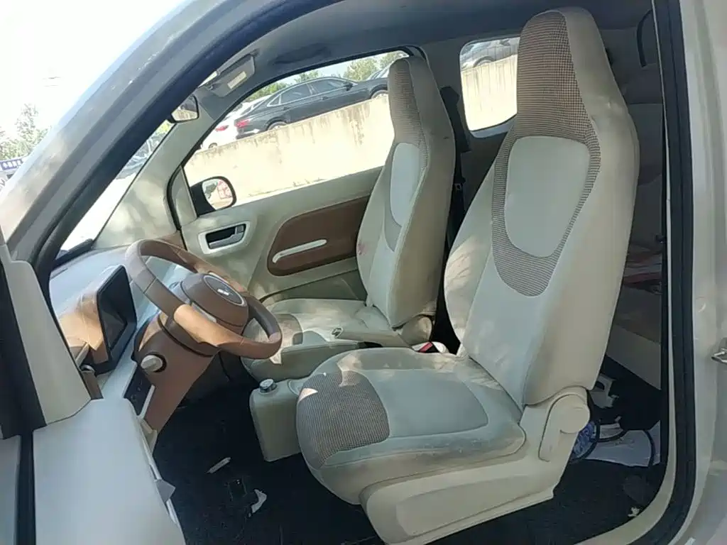 Wuling MINIEV — миниатюра 14