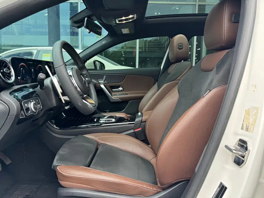 Mercedes-Benz A-Class — миниатюра 15