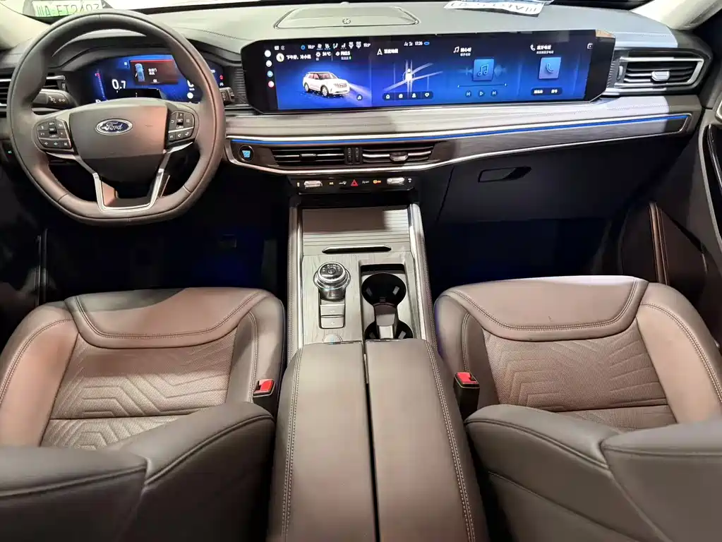 Ford Explorer — миниатюра 10
