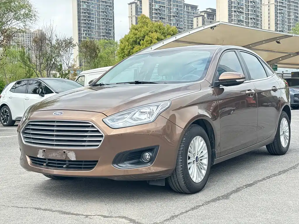 Ford Escort 2015