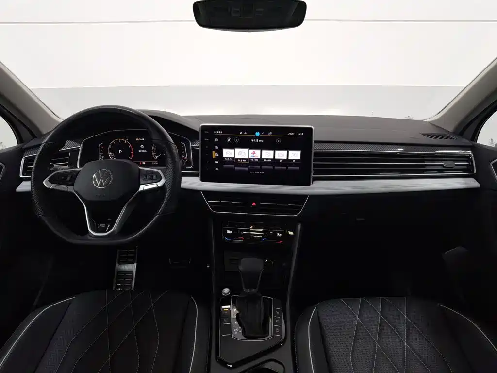 Volkswagen Tiguan L — миниатюра 5