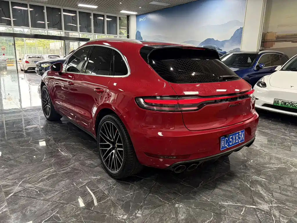 Porsche Macan — миниатюра 7