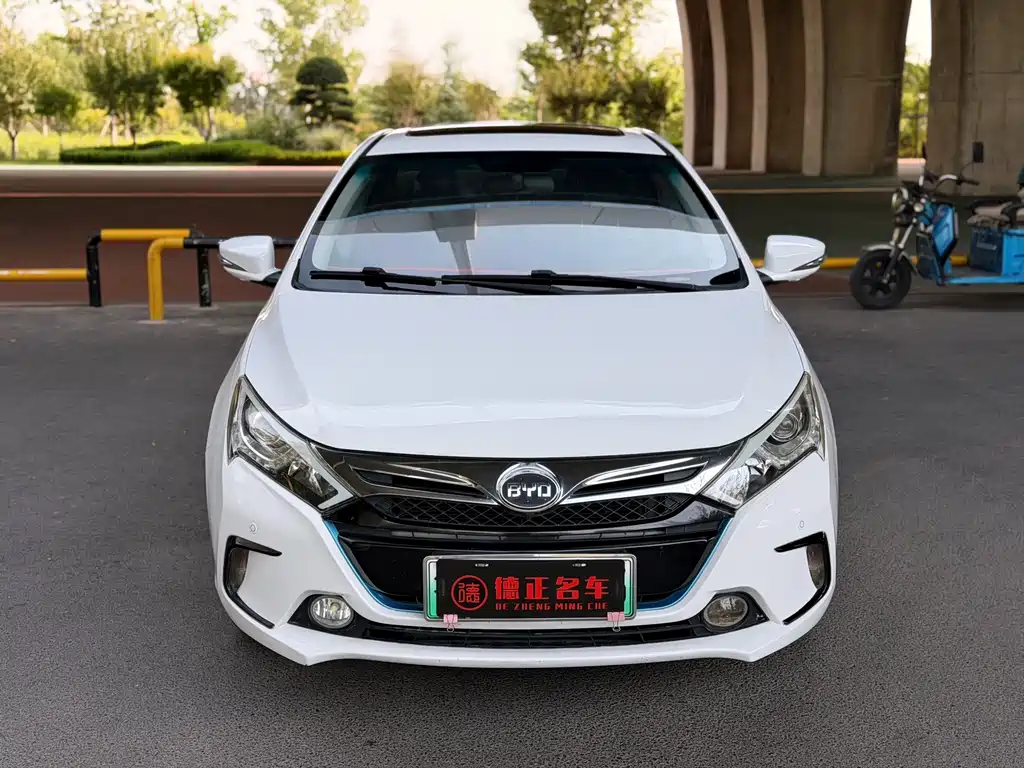 BYD Qin NEV — миниатюра 2