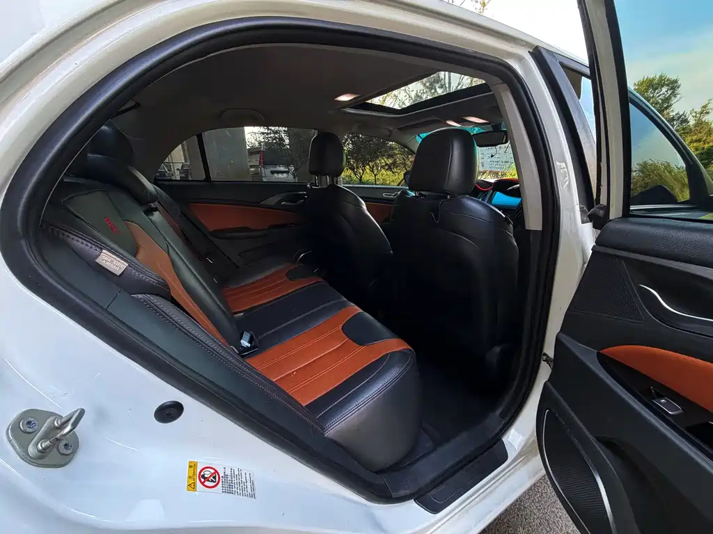 BYD Qin NEV — миниатюра 13