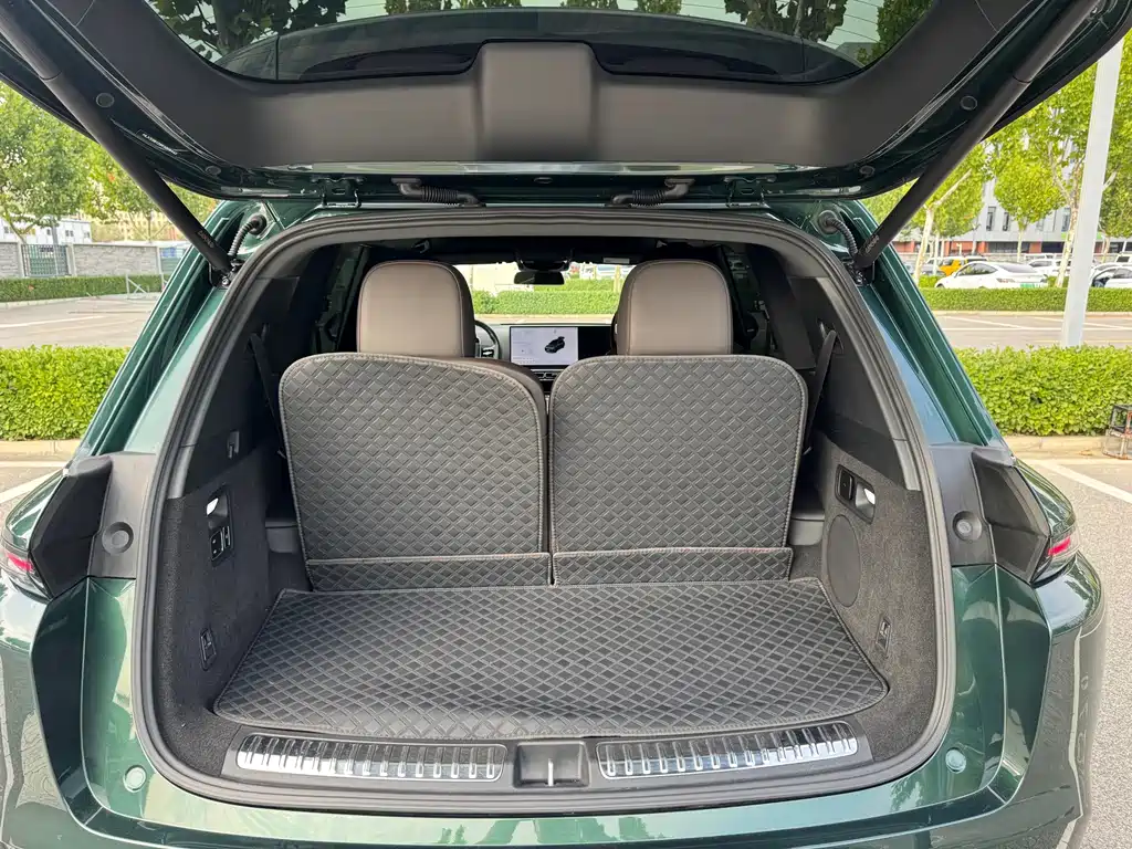 Li Auto Li L8 — миниатюра 14