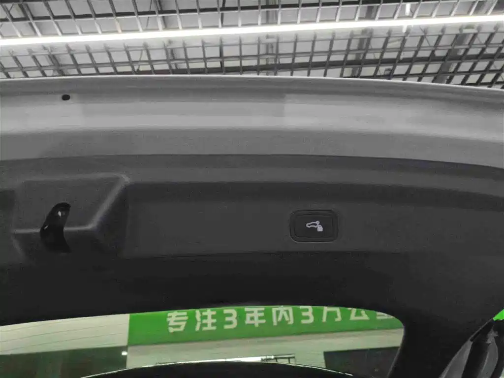 Li Auto Li L6 — миниатюра 10