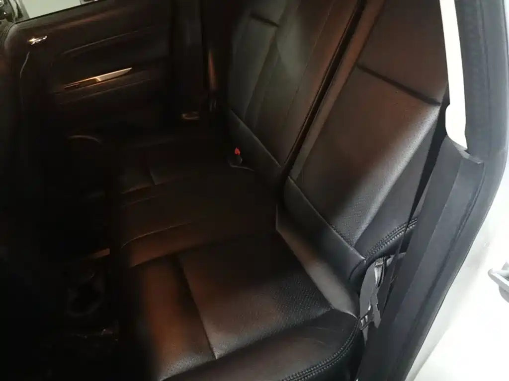 Jeep Compass (Import) — миниатюра 13