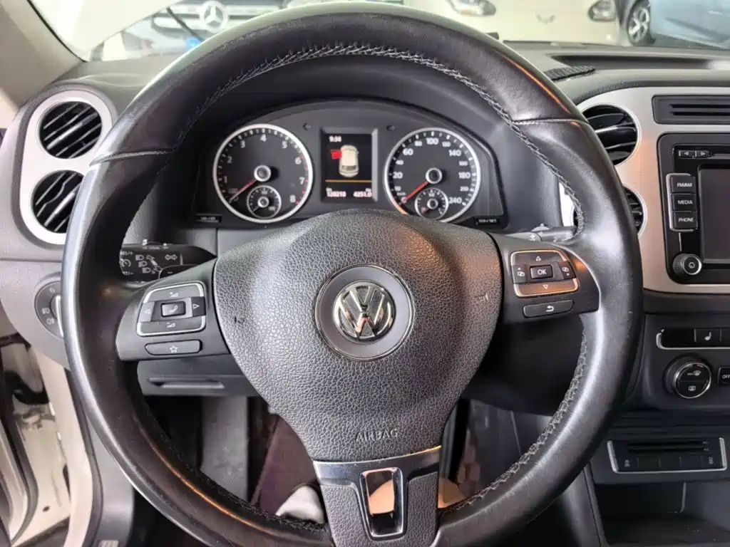 Volkswagen Tiguan — миниатюра 11