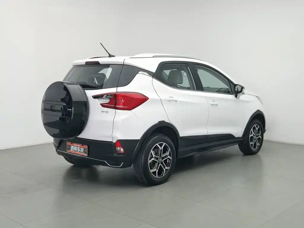 BYD Yuan Pro — миниатюра 2
