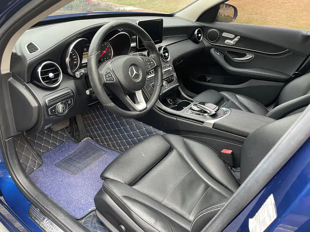 MERCEDES-BENZ C CLASS