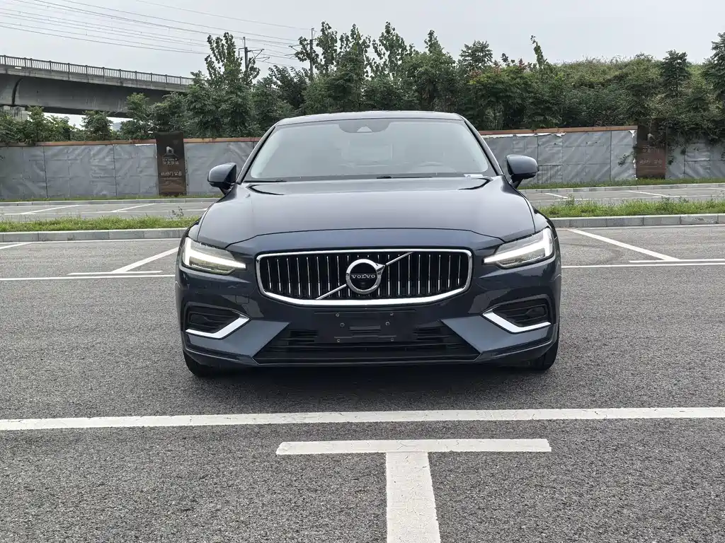 Volvo S60 — миниатюра 2