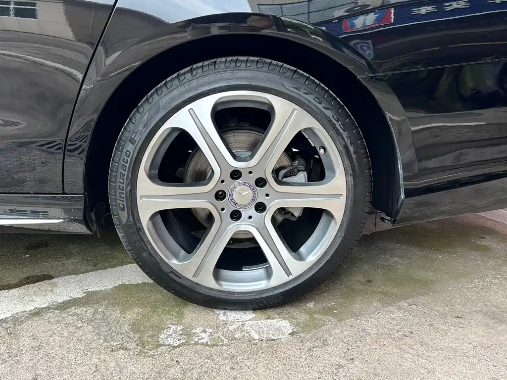 Mercedes-Benz E-Class — миниатюра 33