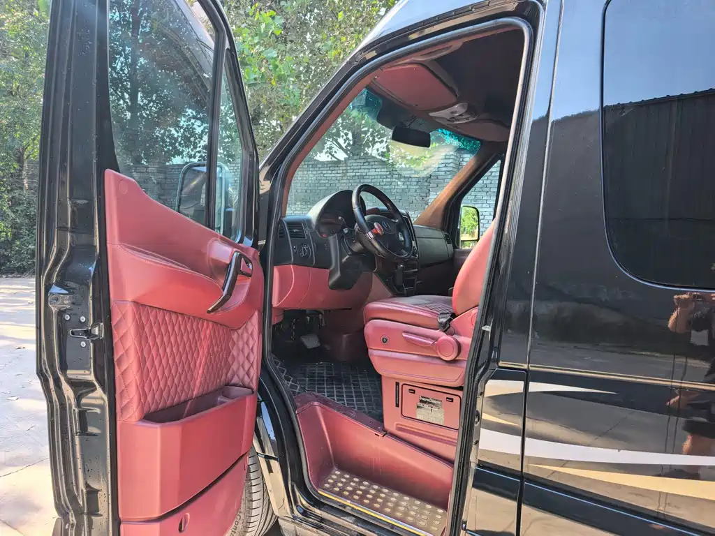 Mercedes-Benz Sprinter — миниатюра 4