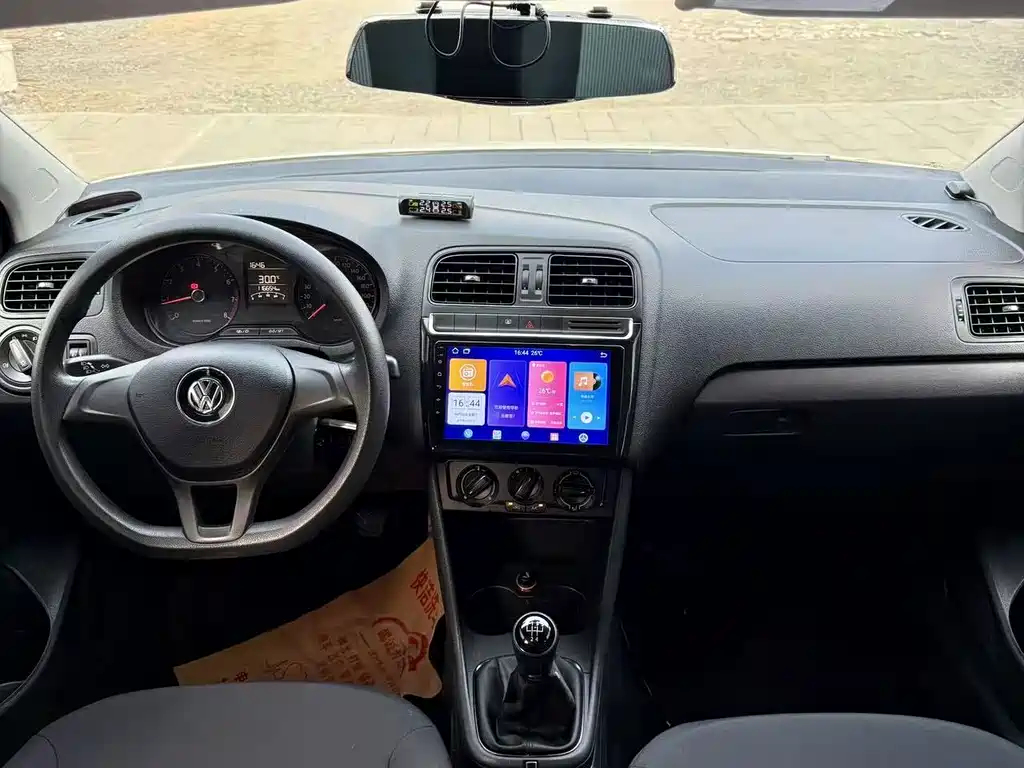 Volkswagen Polo — миниатюра 6