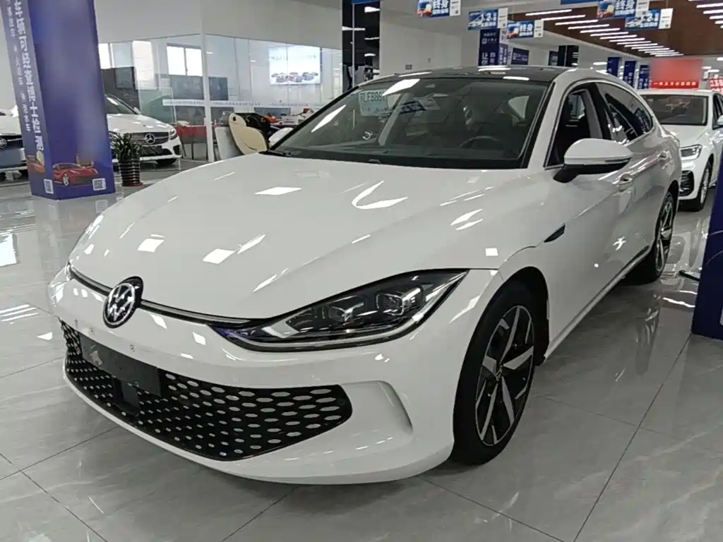 Volkswagen Lamando — миниатюра 2