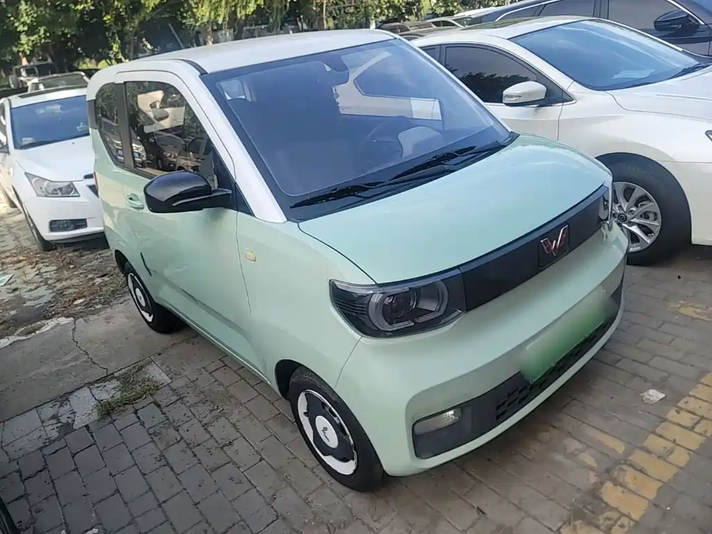 Wuling MINIEV — миниатюра 4