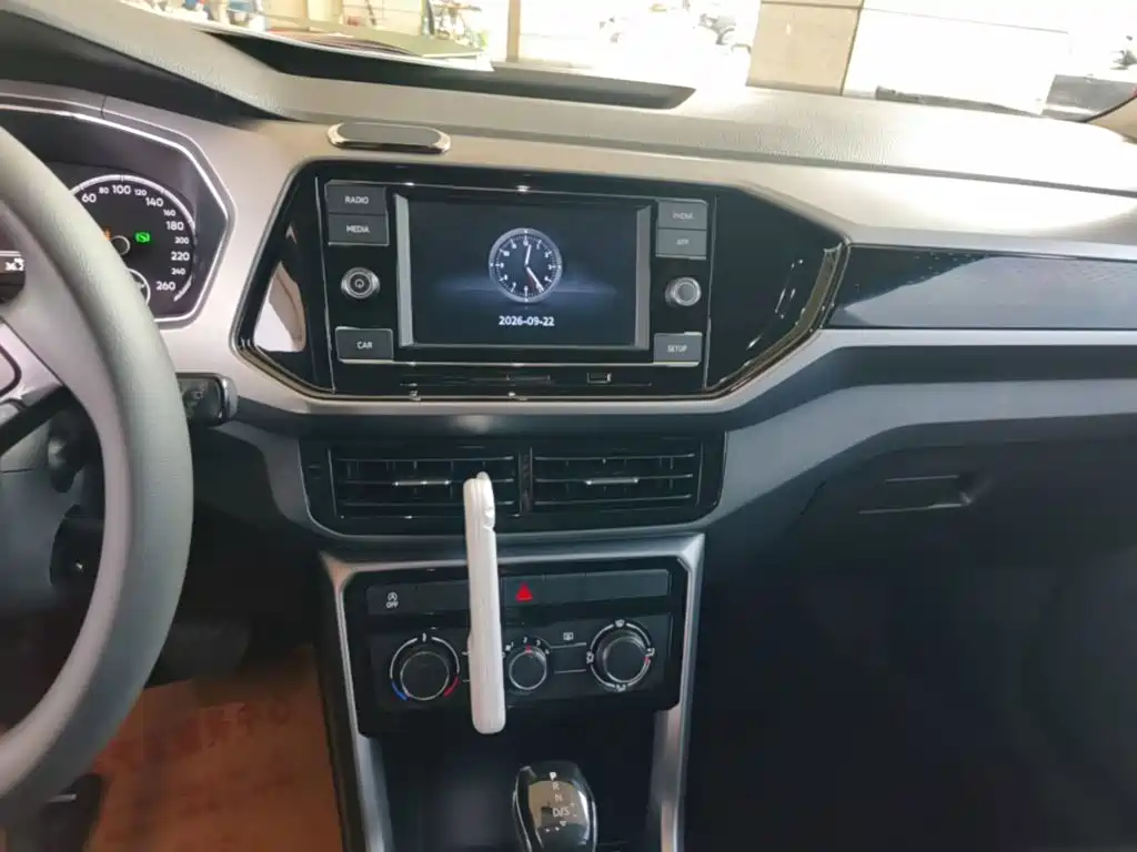 Volkswagen T-Cross — миниатюра 13