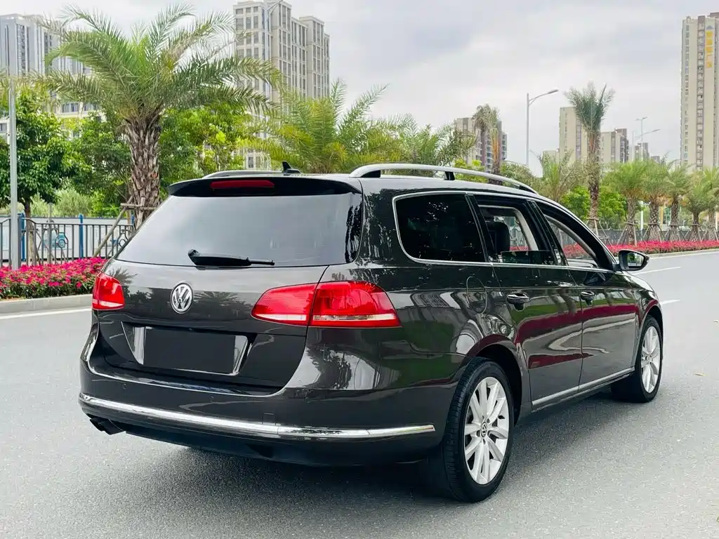 Volkswagen Magotan (Import) — миниатюра 8