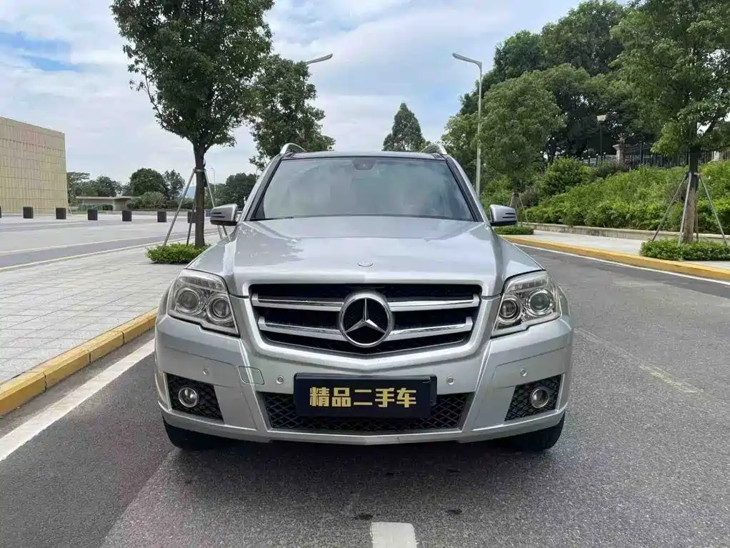 Mercedes-Benz GLK-Class (Import) — миниатюра 3