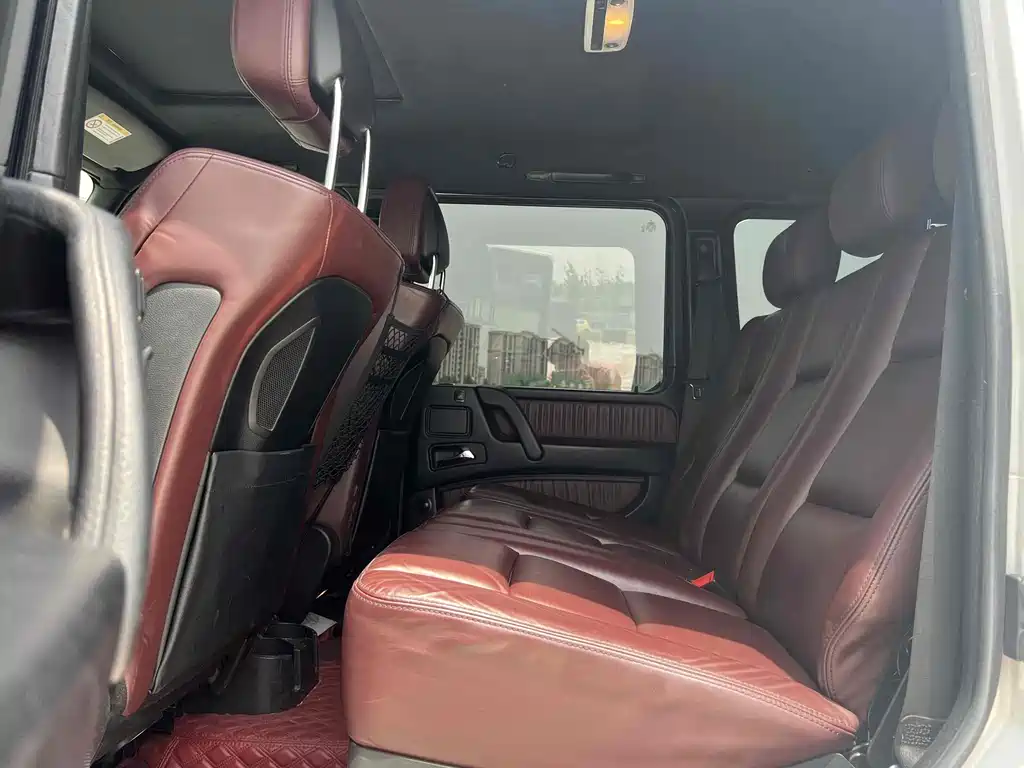 Mercedes-Benz G-Class — миниатюра 6