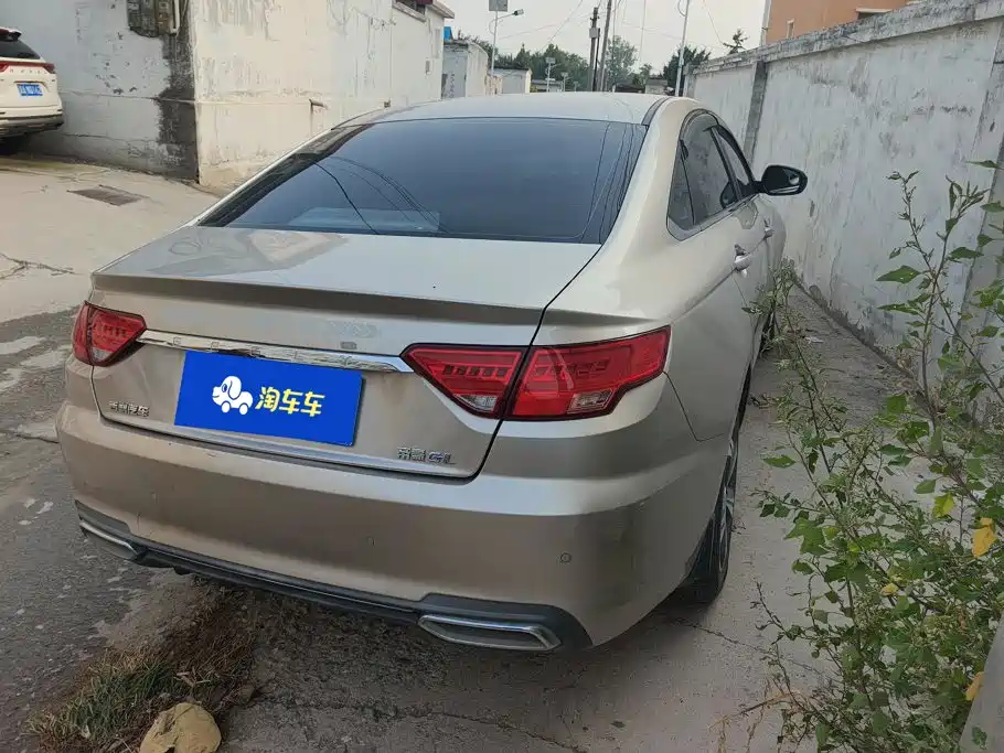 Geely Emgrand GL — миниатюра 3