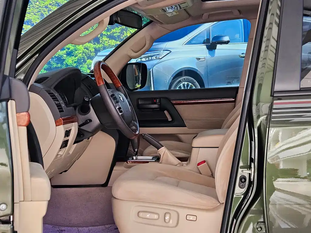 Toyota Land Cruiser — миниатюра 14