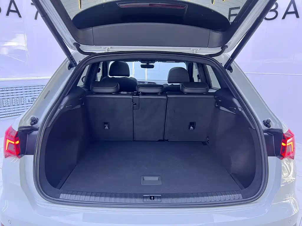 Audi Q3 — миниатюра 18