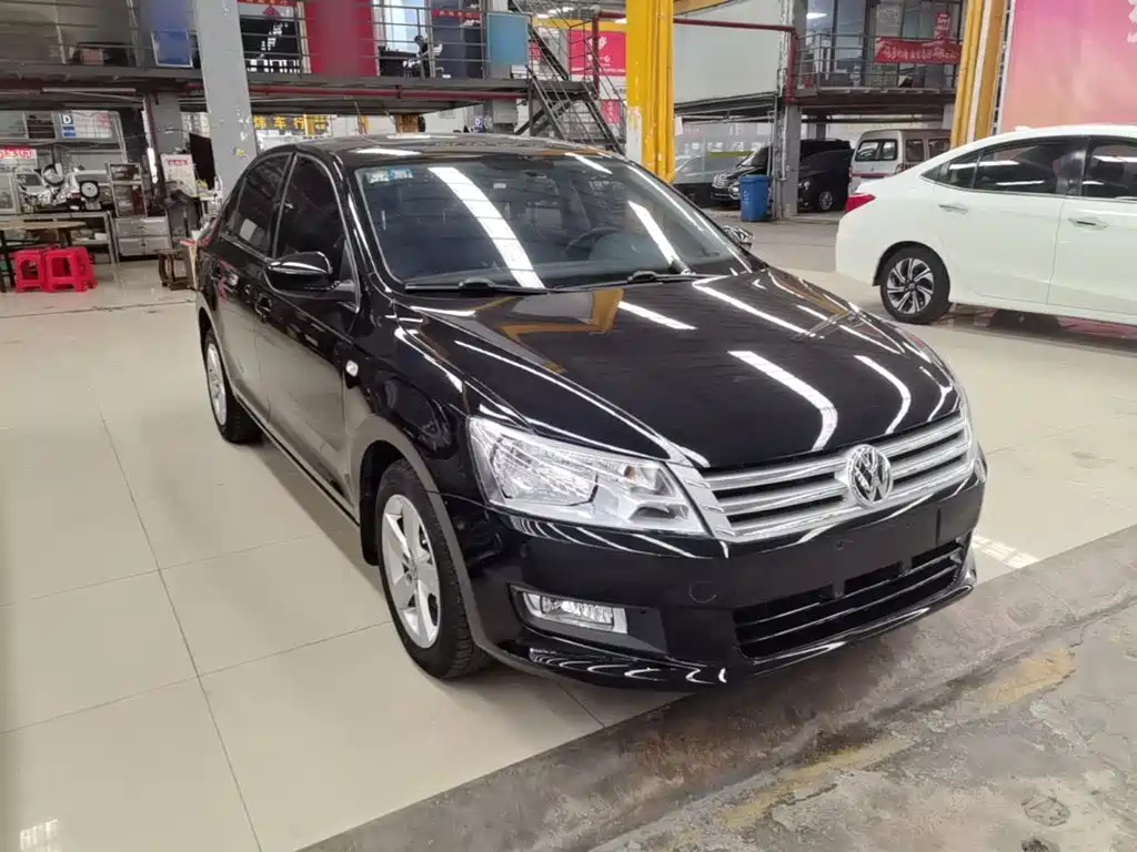 Volkswagen Santana — миниатюра 4