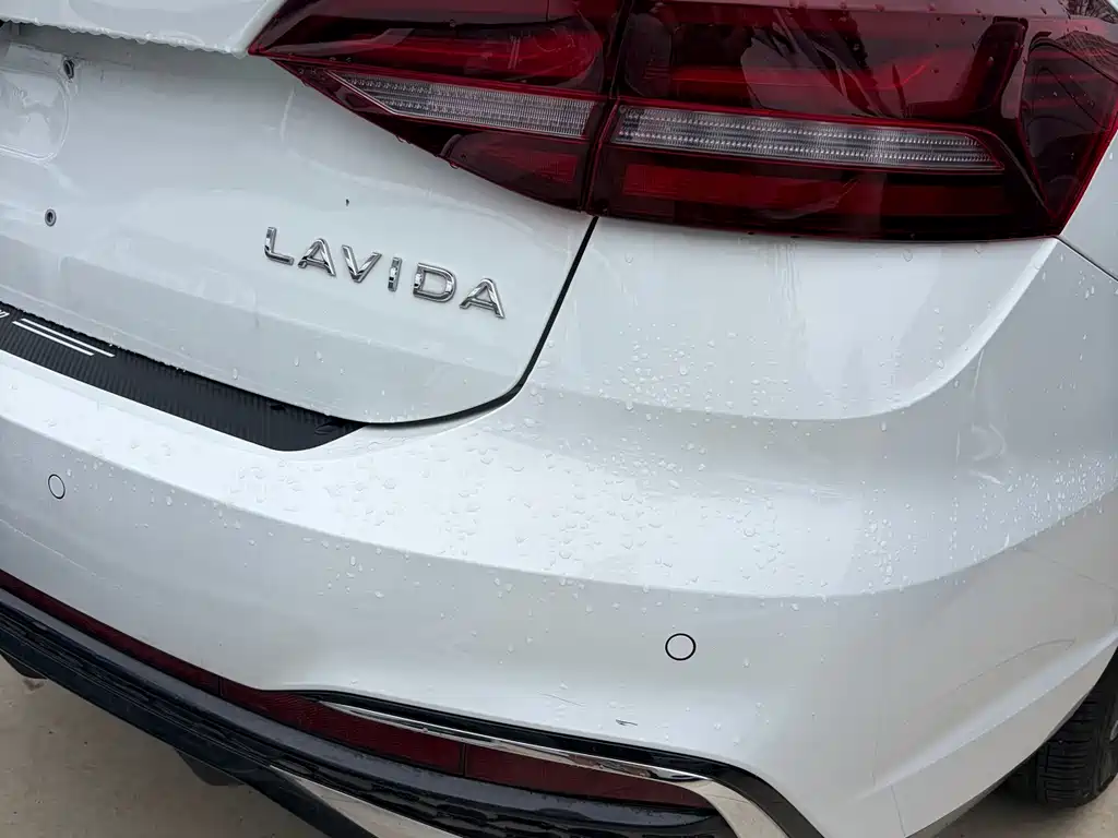 Volkswagen Lavida — миниатюра 16