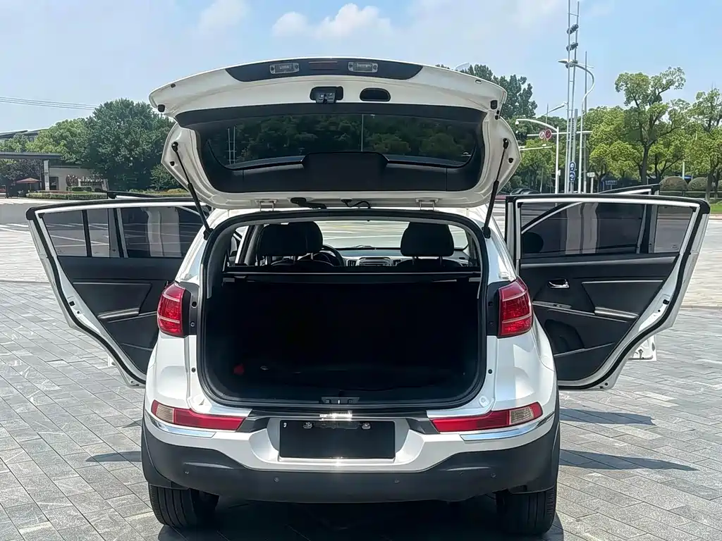 Kia Sportage — миниатюра 11