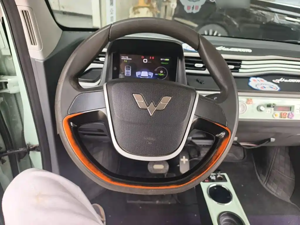 Wuling MINIEV — миниатюра 11