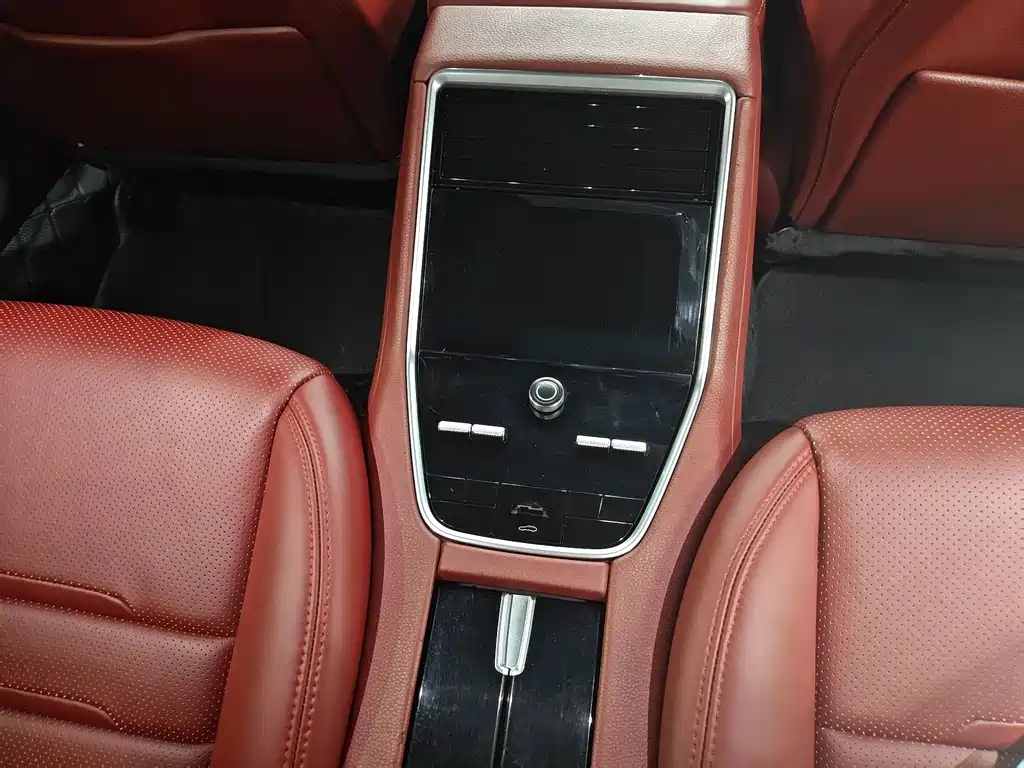 Porsche Panamera — миниатюра 7