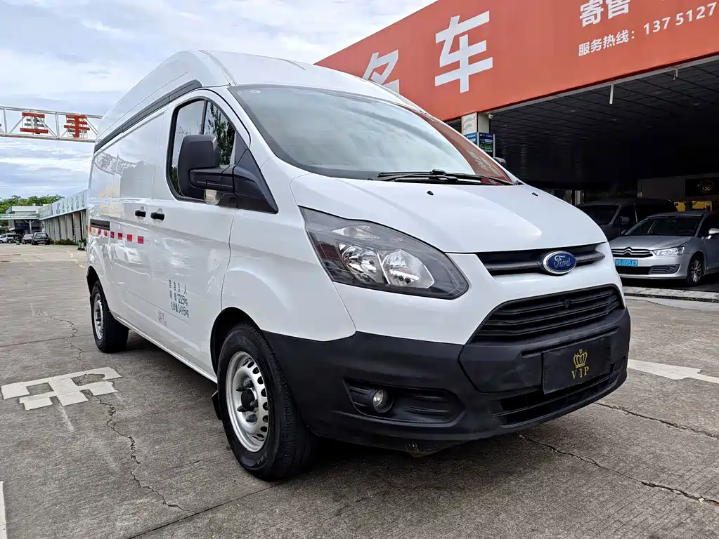 Ford Transit — миниатюра 3