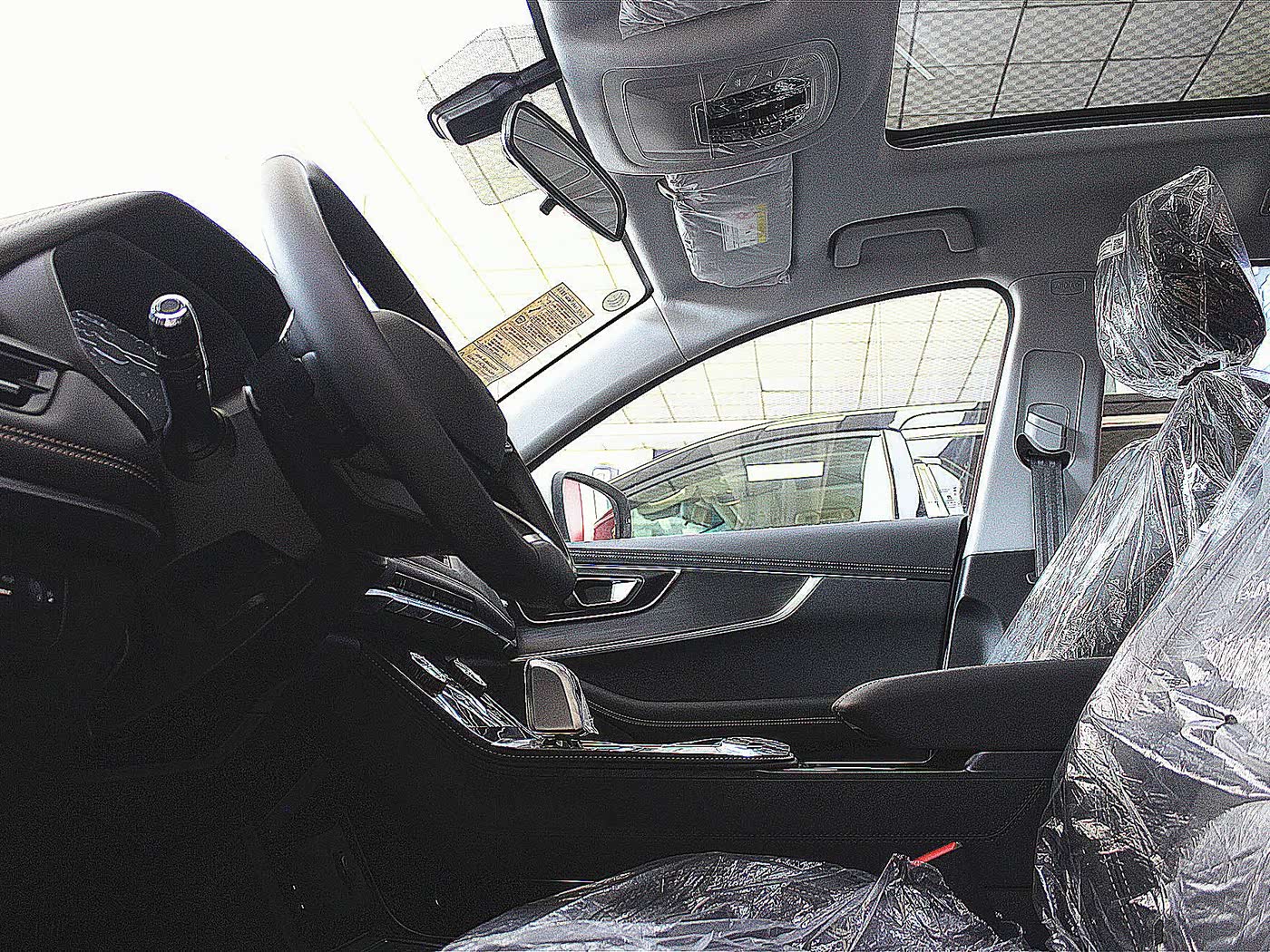 CHERY Tiggo 8 1.5 л 2026 г. Белый, пробег 100 км