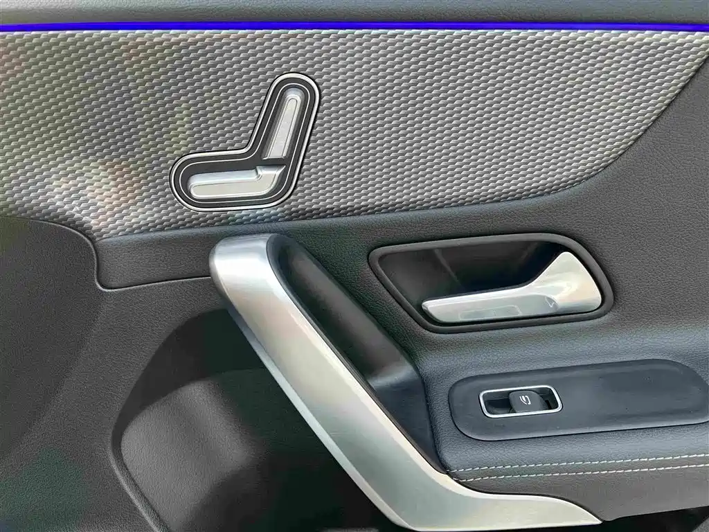 Mercedes-Benz A-Class — миниатюра 30