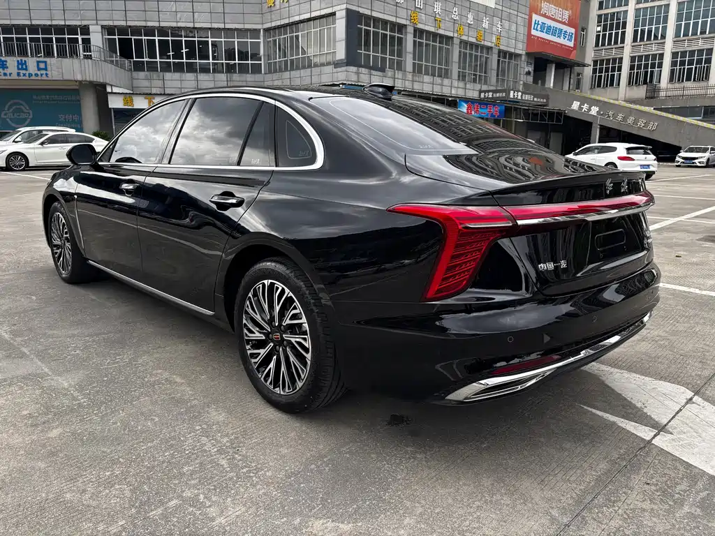Hongqi Hongqi H5 — миниатюра 7