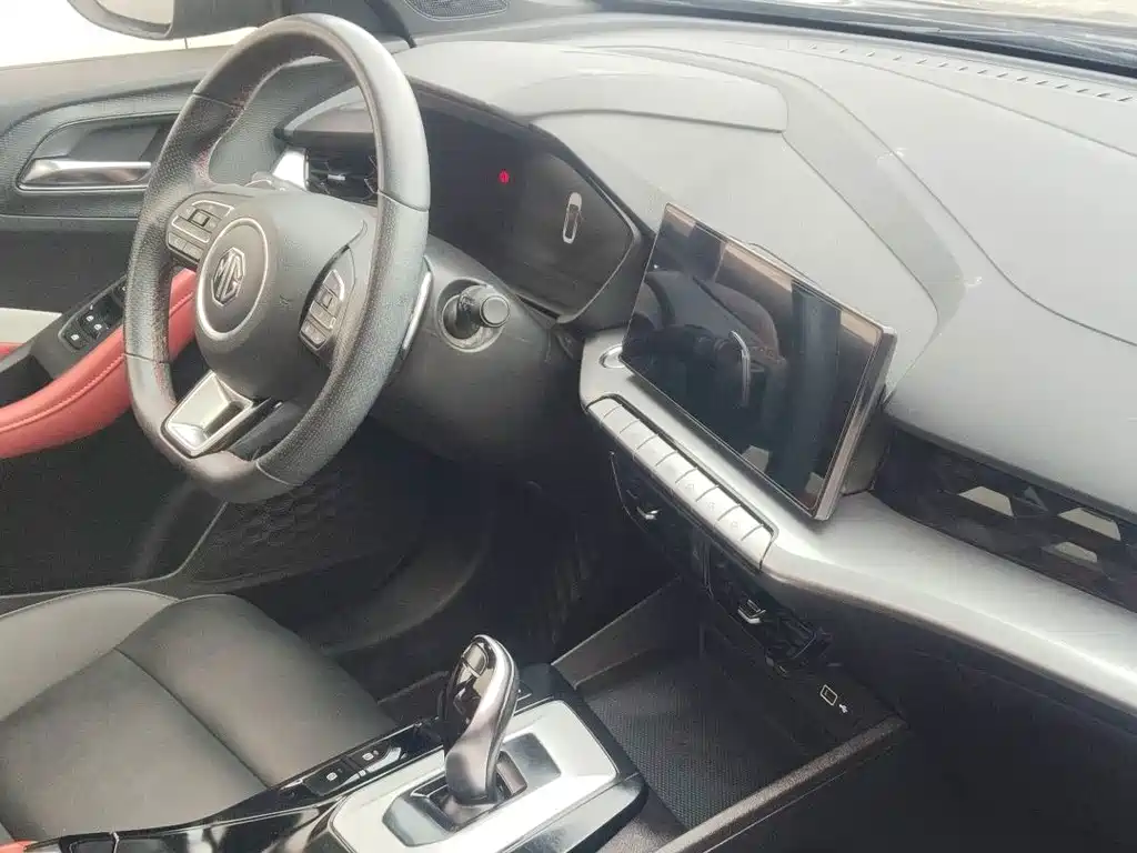 MG MG5 — миниатюра 4