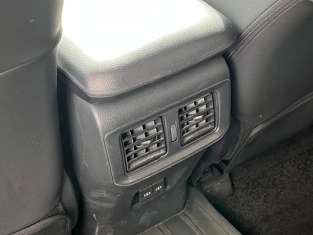 Toyota RAV4 Prime — миниатюра 27