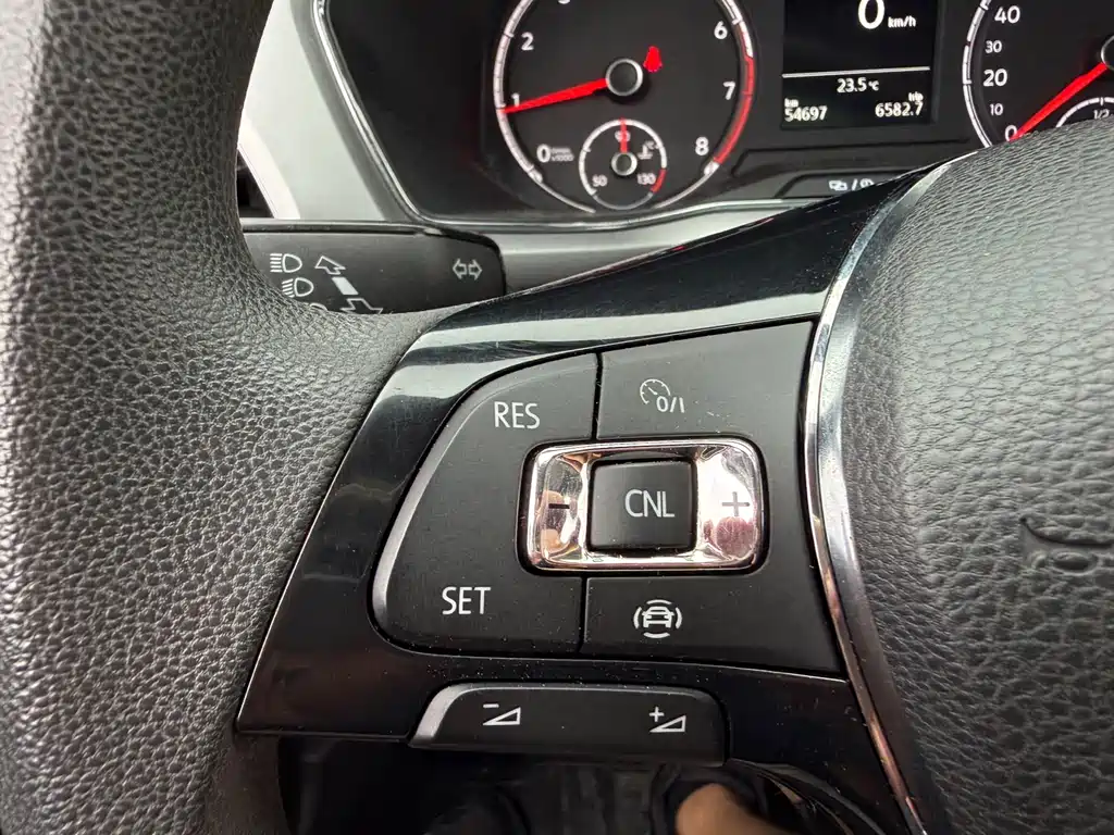 Volkswagen T-Cross — миниатюра 15