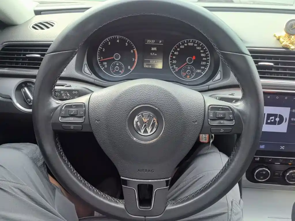 Volkswagen Passat — миниатюра 11