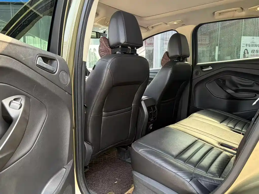 Ford Kuga — миниатюра 6