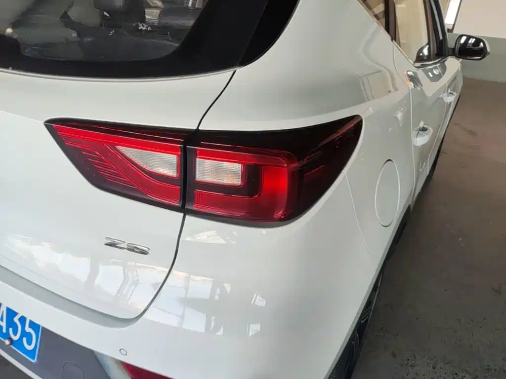 MG ZS — миниатюра 8