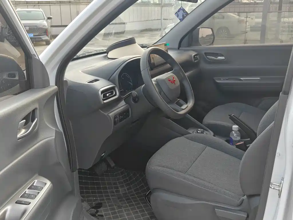 Wuling Hongguang EV — миниатюра 8