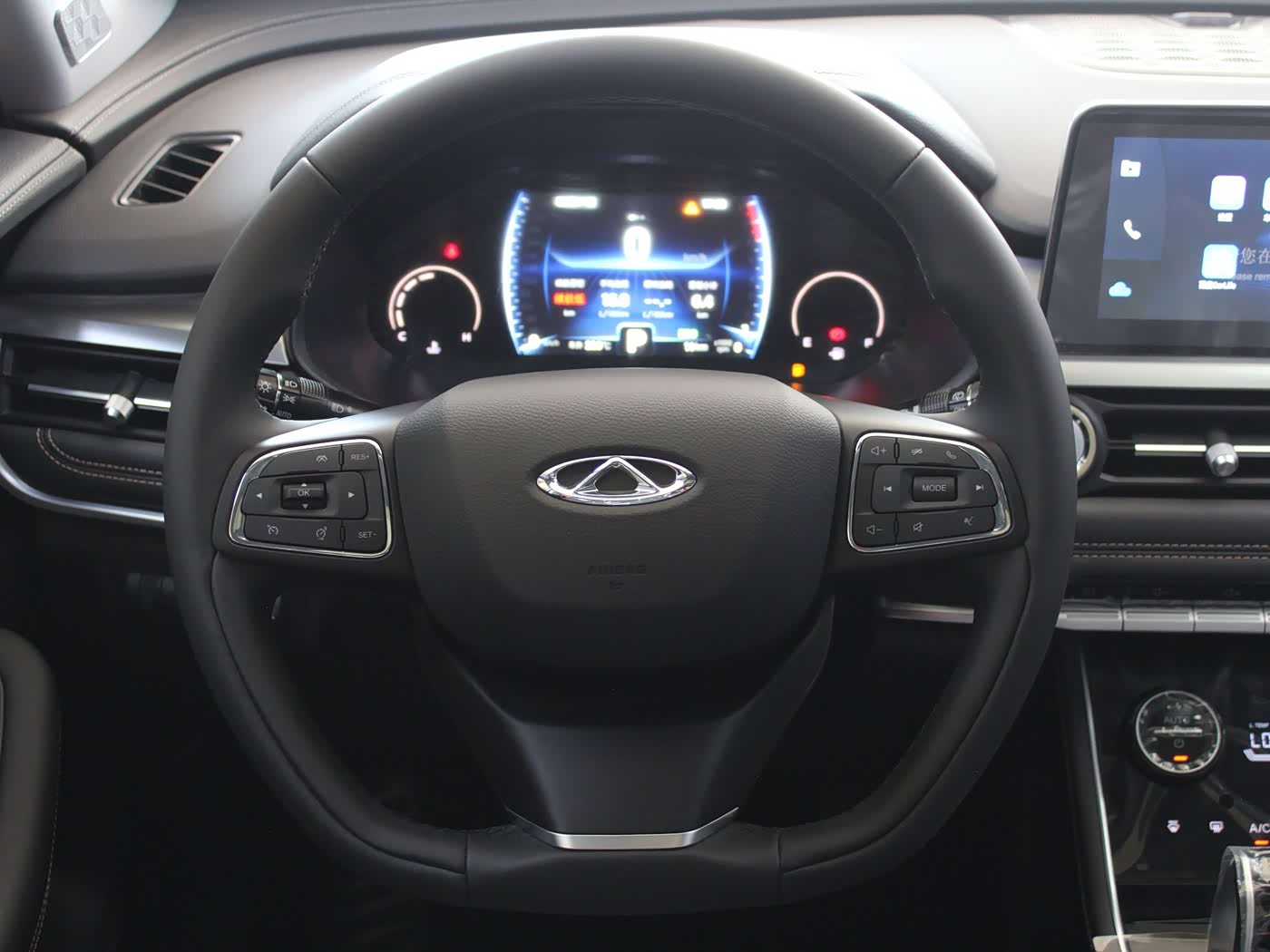 CHERY Tiggo 8 1.5 л 2026 г. Белый, пробег 100 км