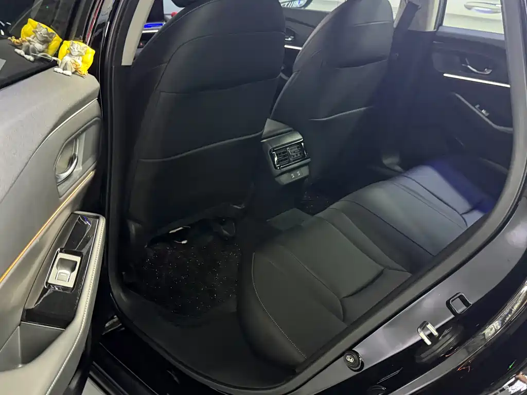 Honda Accord — миниатюра 10
