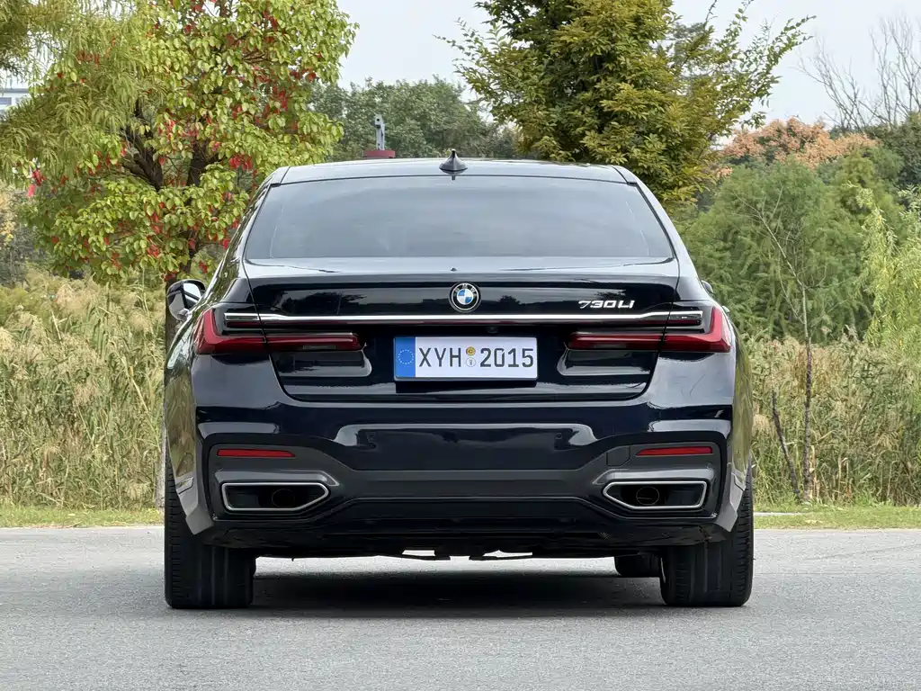 BMW 7 Series 2021 — фото 18