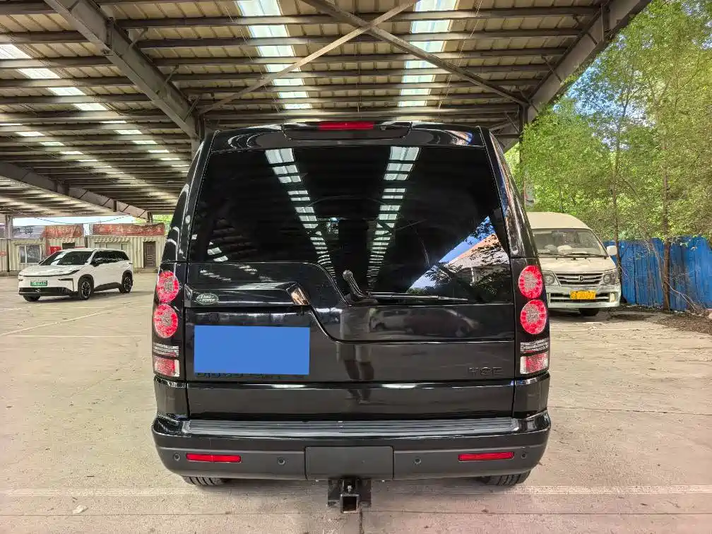 Land Rover Discovery — миниатюра 3