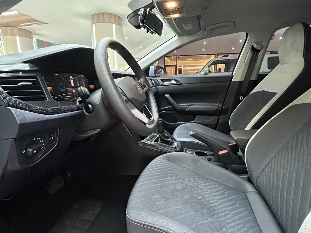 Volkswagen Lavida — миниатюра 13